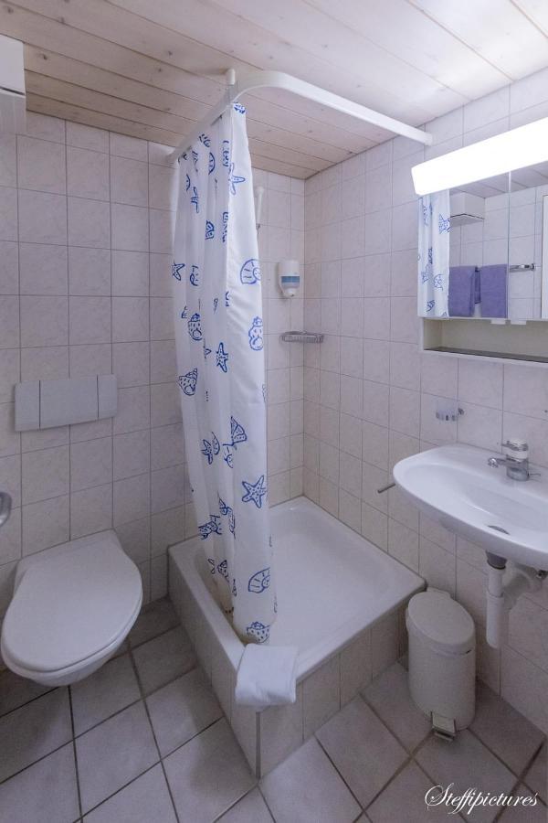 Hotel Krone Uetendorf Eksteriør billede