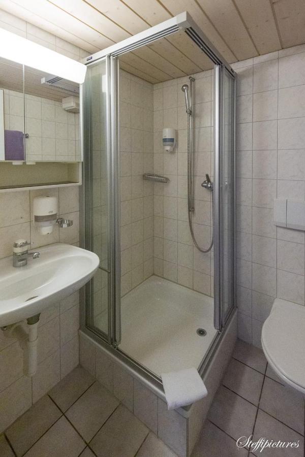 Hotel Krone Uetendorf Eksteriør billede