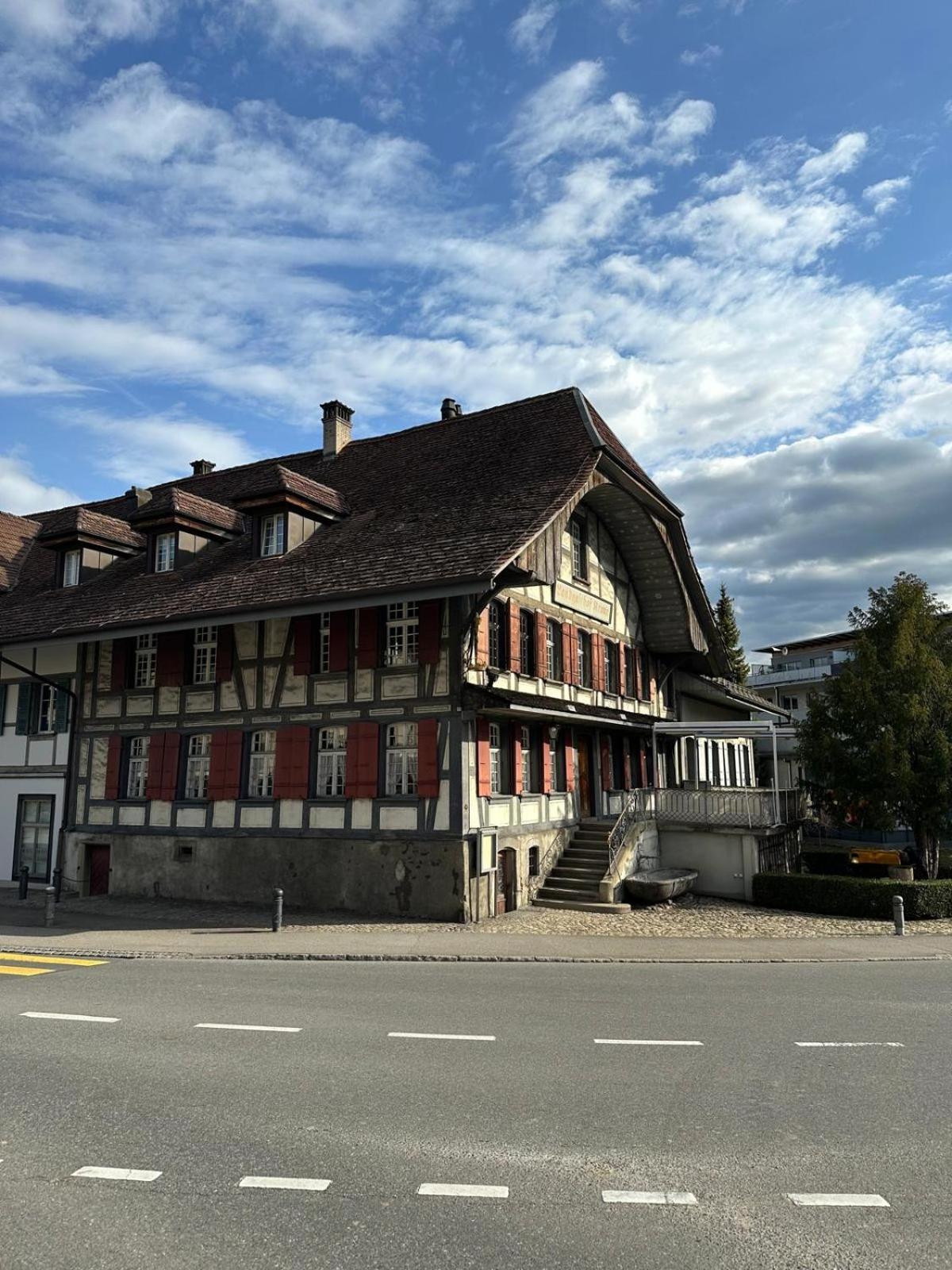 Hotel Krone Uetendorf Eksteriør billede
